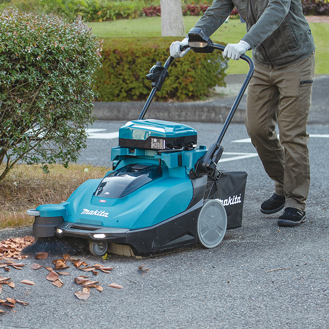 Makita ride on mower deals